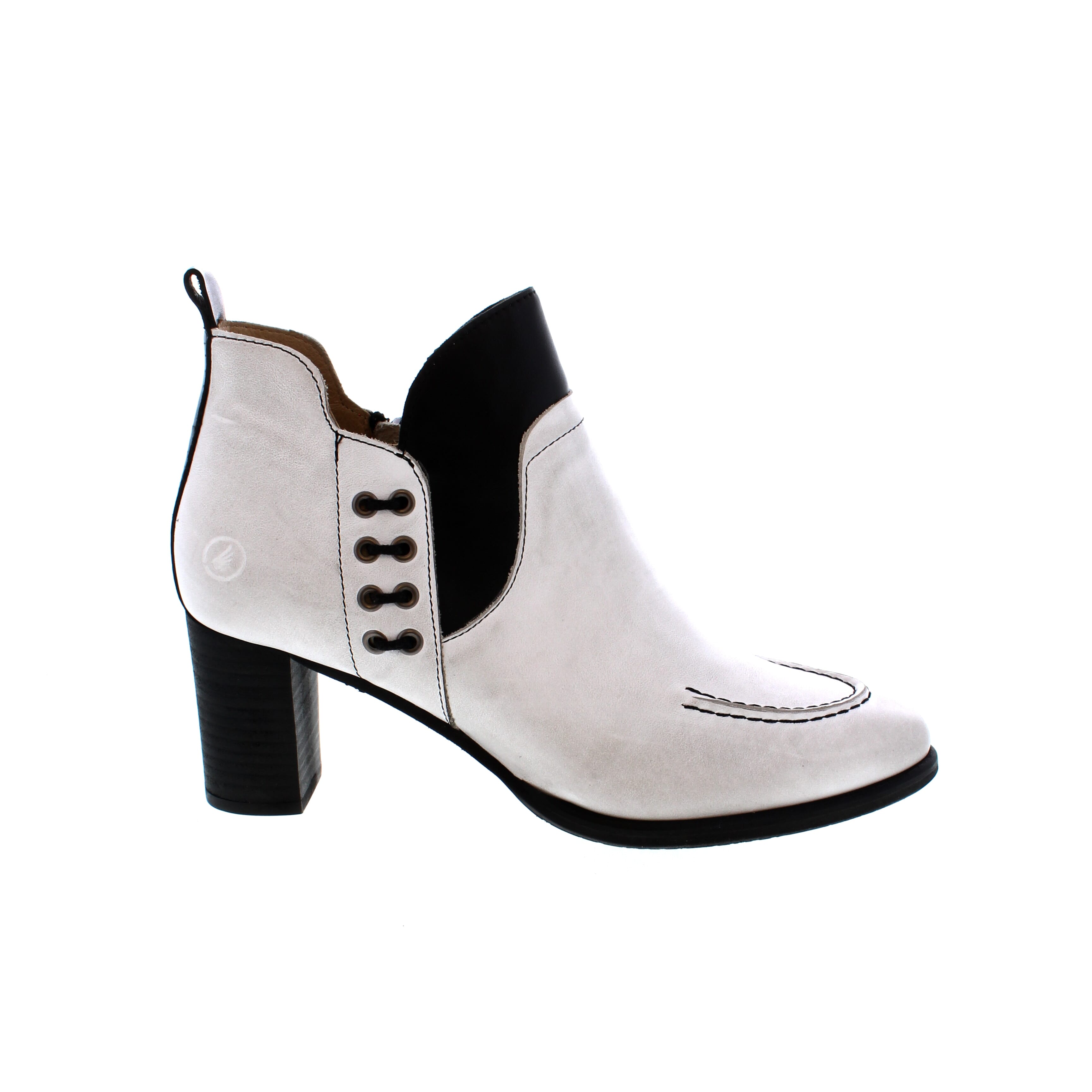 Women's shanna chelsea boot hot sale